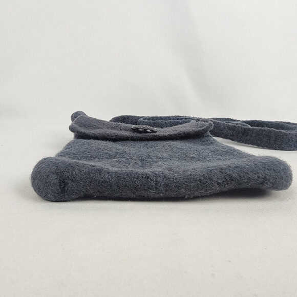 Grey Knit Top Flap Crossbody Purse - Picture 3 of 7